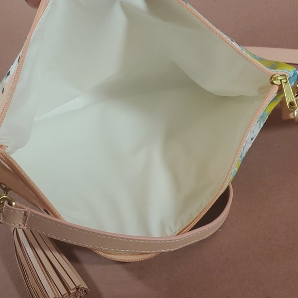 Logan + Lenora Painterly Flat Convertible Clutch - Picture 7 of 8